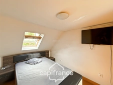 LONGÈRE – 90,6 M² HABITABLES – 2 CHAMBRES – TERRAIN DE 840 M² – GARAGE, CARPORT ET DÉPENDANCE – POTENTIEL D'AGRANDISSEMENT – CRÉDIN