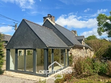 Maison de charme en pierre, rénovée, avec terrain et dépendances – Environnement préservé à Kergrist (56)