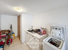 LONGÈRE – 90,6 M² HABITABLES – 2 CHAMBRES – TERRAIN DE 840 M² – GARAGE, CARPORT ET DÉPENDANCE – POTENTIEL D'AGRANDISSEMENT – CRÉDIN