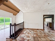 Maison à vendre 6 pièces avec grand terrain arboré – Campagne de Guern