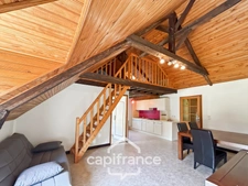 PROPRIÉTÉ DE CARACTÈRE SUR PLUS DE 9 HECTARES – MAISON EN PIERRE DE 235 M², APPARTEMENT INDÉPENDANT, DÉPENDANCE EN PIERRE, PRAIRIES, BOIS ET TROIS ÉTANGS – PROCHE LOUDÉAC