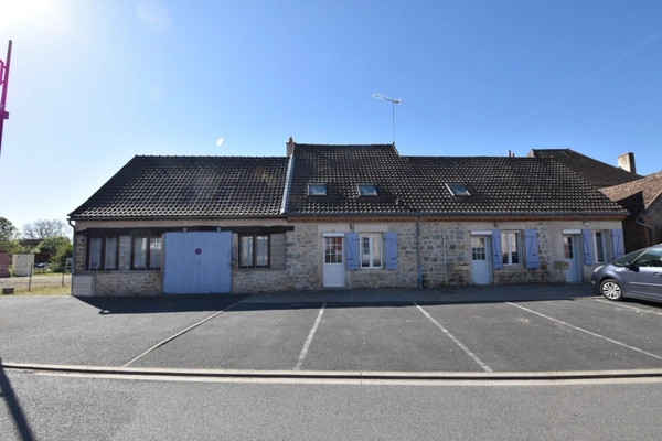 Maison à vendre 10 pièces GARNAT SUR ENGIEVRE (03)