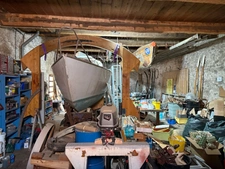 Maison de caractère + bâtiment en pierre 232 m² – accès grands véhicules – 77 m² aménageables