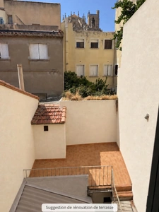 NARBONNE CENTRE HISTORIQUE — MAISON DE VILLE 224 M², COUR INTÉRIEURE, PATIO, BALCON ET TERRASSE