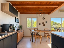 NARBONNE — MAISON D’ARCHITECTE CONTEMPORAINE, UN AIR DE CALIFORNIE DANS LE SUD DE LA FRANCE
