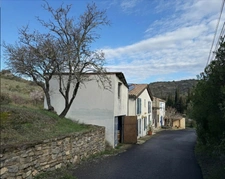 La Maison des Vendangeurs – 4 suites, cheminée et piscine, Corbières