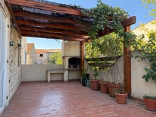 Maison à NÉVIAN — MAISONNETTE EN DUPLEX 163 M², 4 À 5 CHAMBRES, COUR ET GRANDE TERRASSE