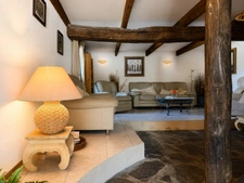 MAISON DE CARACTÈRE EN PIERRE AVEC PISCINE ET SAUNA À LA CAUNETTE