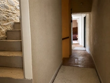 Maison de village rénovée avec patio et terrasse tropézienne – Siran (Minervois)