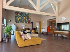 VILLA D'ARCHITECTE DE PLAIN-PIED AVEC JARDIN MÉDITERRANÉEN