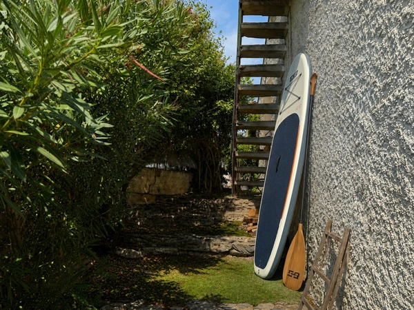 Maison à 2 min de la plage à Saint-Pierre-la-Mer – piscine, vue mer et T3 indépendant