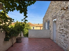 Maison à NÉVIAN — MAISONNETTE EN DUPLEX 163 M², 4 À 5 CHAMBRES, COUR ET GRANDE TERRASSE