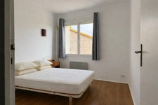 CHARMANTE MAISON DE VILLAGE – TOITURE NEUVE – À 200m DU CANAL DU MIDI
