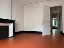 Character Property with Private Courtyard in the Heart of Lézignan-Corbières – 217 m² of Living Space