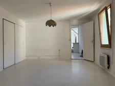 Narbonne Cité : Maison de 1850 – 224 m², lumière et volumes rares