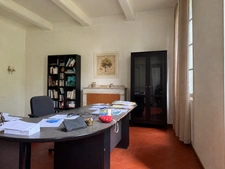 ANCIENNE PROPRIÉTÉ VITICOLE AVEC MAISON DE MAÎTRE, REMISE, CHAIS ET DÉPENDANCES