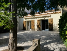 Single-Storey House with Garden and Jacuzzi in the Heart of Poilhes – 78 m²