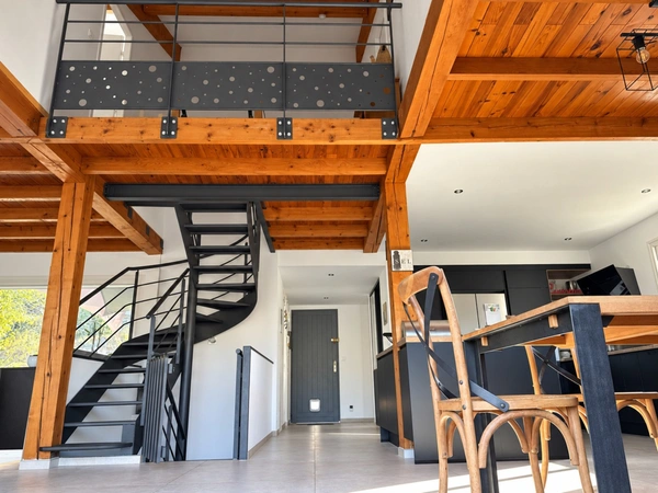NARBONNE — MAISON D’ARCHITECTE CONTEMPORAINE, UN AIR DE CALIFORNIE DANS LE SUD DE LA FRANCE