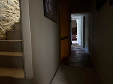 Maison de caractère rénovée avec patio et terrasse tropézienne