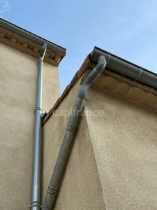 Maison de caractère + bâtiment en pierre 232 m² – accès grands véhicules – 77 m² aménageables