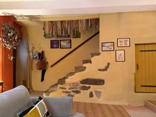 Maison de caractère rénovée avec patio et terrasse tropézienne