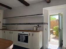 MAISON DE CARACTÈRE EN PIERRE AVEC PISCINE ET SAUNA À LA CAUNETTE