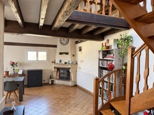 Maison à NÉVIAN — MAISONNETTE EN DUPLEX 163 M², 4 À 5 CHAMBRES, COUR ET GRANDE TERRASSE