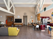 VILLA D'ARCHITECTE DE PLAIN-PIED AVEC JARDIN MÉDITERRANÉEN