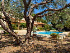 UNE PROPRIÉTÉ INTROUVABLE : 2 159 M² DE JARDIN PRIVÉ AU CŒUR DE NARBONNE