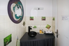 Local/bureau 2 pièces 58m²