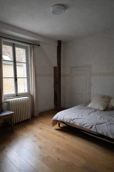? Maison de caractère à La Flèche – Grand jardin clos & fort potentiel