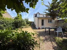 🏡 La Flèche – Maison avec jardin dans un environnement calme, proche commerces et services