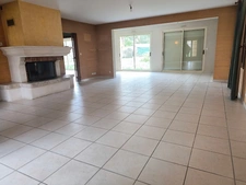 🏡 Superbe maison familiale de 260 m² – Lumineuse, volumes exceptionnels & prestations de qualité – SOLESMES (72)