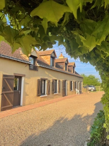 Longère de caractère – 225 m² habitables – Dépendances – Terrain paysagé de plus de 4 000 m²