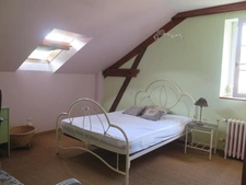 ? Maison de caractère à La Flèche – Grand jardin clos & fort potentiel