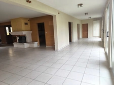 🏡 Superbe maison familiale de 260 m² – Lumineuse, volumes exceptionnels & prestations de qualité – SOLESMES (72)