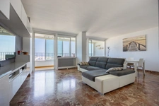 ***VISITE VIRTUELLE DISPONIBLE...SUPER ROUVIÈRE...MARSEILLE 9ᵉ...5 PIÈCES DE 96M²...VUE MER & CALANQUES...13EME ETAGE...TERRASSE & CAVE***