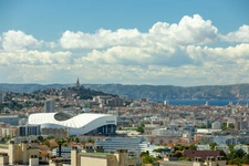 ***MARSEILLE 9EME…RESIDENCE LA ROUVIERE…GRAND T3 TRAVERSANT…POSSIBILITE DE RECREER UNE 3EME CHAMBRE…ETAGE ELEVE…VUE PANORAMIQUE***