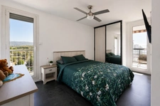 ***VISITE VIRTUELLE DISPONIBLE SUR DEMANDE...LA SEYNE-SUR-MER...LE THERMIDOR II...T3 RÉNOVÉ AVEC VUE BAIE...GARAGE DE 28 M²...LOCATAIRES EN PLACE***