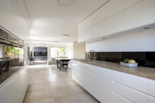 ***VIRTUAL TOUR AVAILABLE UPON REQUEST...MARSEILLE 8TH...FLOTTE RESIDENCE...118 m² APARTMENT...3 BEDROOMS INCLUDING MASTER SUITE...TERRACE...UNOBSTRUCTED VIEW...FULL AIR CONDITIONING...GARAGE AVAILABL