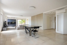 ***VIRTUAL TOUR AVAILABLE UPON REQUEST...MARSEILLE 8TH...FLOTTE RESIDENCE...118 m² APARTMENT...3 BEDROOMS INCLUDING MASTER SUITE...TERRACE...UNOBSTRUCTED VIEW...FULL AIR CONDITIONING...GARAGE AVAILABL