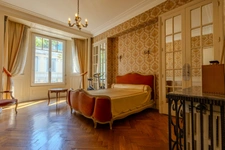 ***VIRTUAL TOUR AVAILABLE ON REQUEST… LYON 6TH DISTRICT… BOULEVARD DES BELGES… 193 SQM PERIOD APARTMENT TO REIMAGINE… BALCONY… LIFT***