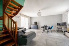 ***VISITE VIRTUELLE DISPONIBLE SUR DEMANDE...RARE A LA VENTE...QUARTIER RESIDENTIEL MARSEILLE 9EME...MAISON FAMILIALE AVEC JARDIN...2 STATIONNEMENT PRIVES***