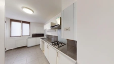 Marseille 8th arrondissement – Escale Borély within walking distance – 2-bedroom apartment with terrace – sold tenanted – gated residence with parking 