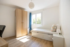 ***VIRTUAL TOUR AVAILABLE... SUPER ROUVIÈRE... MARSEILLE 9TH DISTRICT... ELEGANT 4-BEDROOM APARTMENT... 118.56 SQM (CARREZ)... PANORAMIC SEA VIEWS... GARAGE & CELLAR***