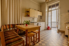 ***VIRTUAL TOUR AVAILABLE ON REQUEST… LYON 6TH DISTRICT… BOULEVARD DES BELGES… 193 SQM PERIOD APARTMENT TO REIMAGINE… BALCONY… LIFT***