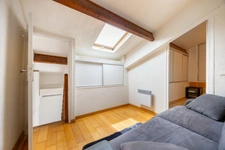 ***AUBAGNE… COMME UNE MAISON… DUPLEX DE CARACTÈRE… 3 CHAMBRES… ESPACES ÉVOLUTIFS… COUP DE CŒUR ASSURÉ***