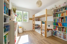 ***VIRTUAL TOUR AVAILABLE... SUPER ROUVIÈRE... MARSEILLE 9TH DISTRICT... ELEGANT 4-BEDROOM APARTMENT... 118.56 SQM (CARREZ)... PANORAMIC SEA VIEWS... GARAGE & CELLAR***