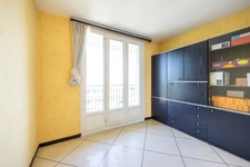 *** MARSEILLE 10ÈME… RÉSIDENCE NOUVEAU PARC VERDILLON… VUE PANORAMIQUE SUR NOTRE-DAME-DE-LA-GARDE ET LES COLLINES… T3/T4 74M² TRAVERSANT… DEUX TERRASSES… ASCENSEUR***