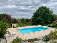 Maison périgourdine avec piscine, verger et 1 ha – campagne de Bergerac
